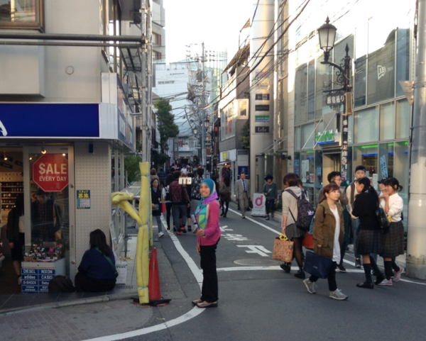 sarah clifford-rashotte. street selfie. japan 2014.